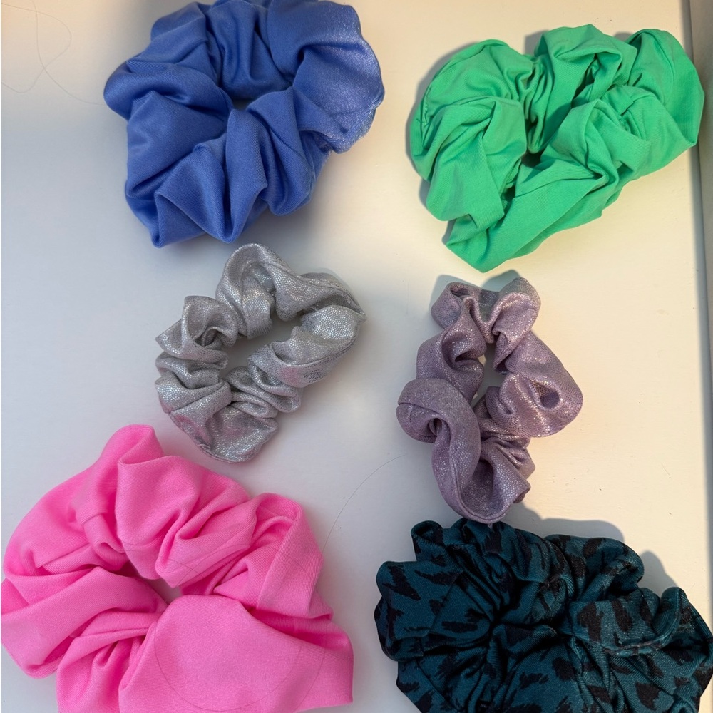 Scrunchie Assortment - Picture 4 of 4